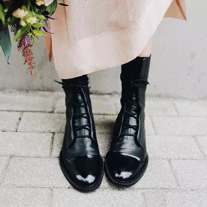 "Elisabeth" Elegant Boot