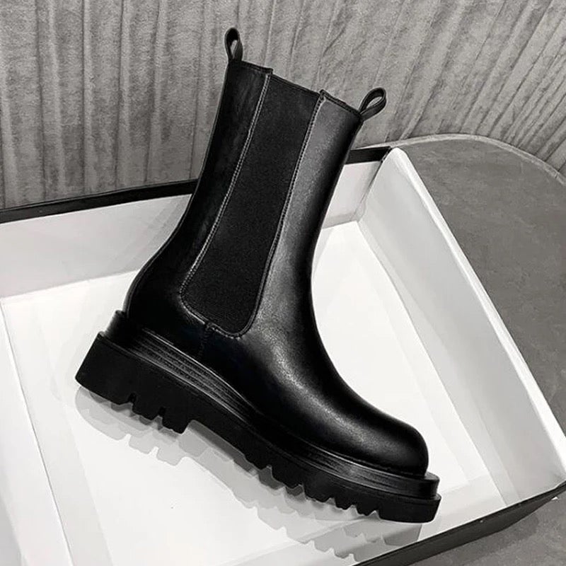 Francescaā¢ Designer Chelsea Boots